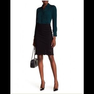 NWT Amanda & Chelsea Scallop Hem Lazer Cut Skirt